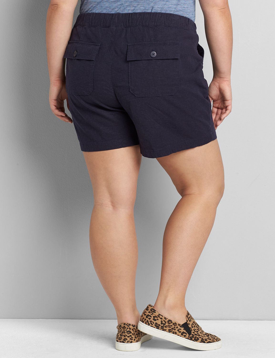 PULL ON SHORT -LINEN 1119689:PANTONE Night Sky:24 Product Image 2