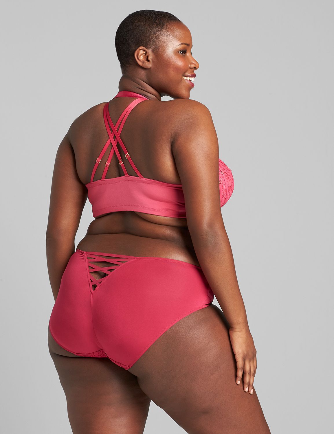 Scallop Lace Boost Plunge 118600:PANTONE Sangria:38C Product Image 2