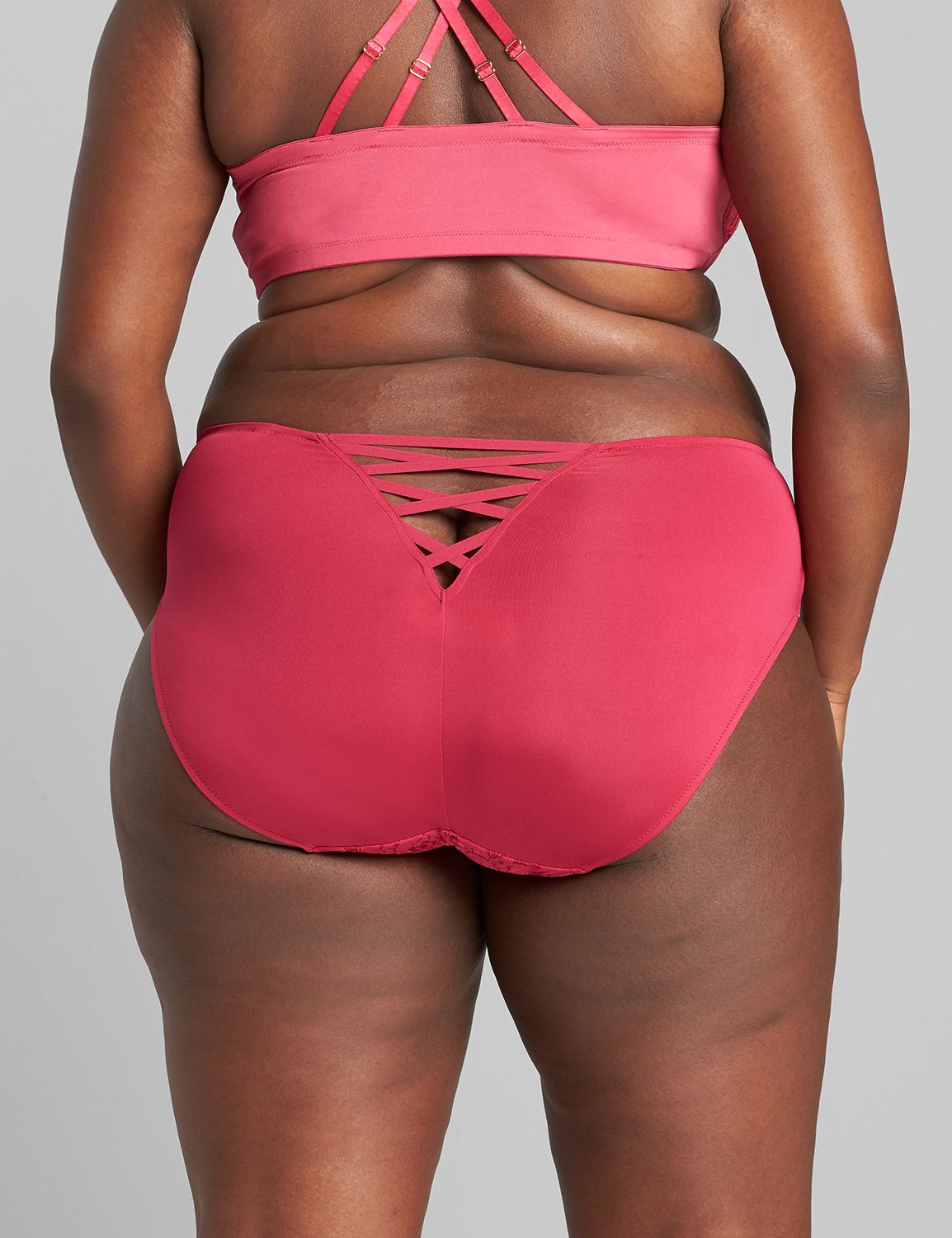 Strappy-Back Hipster Panty With Scallop Lace