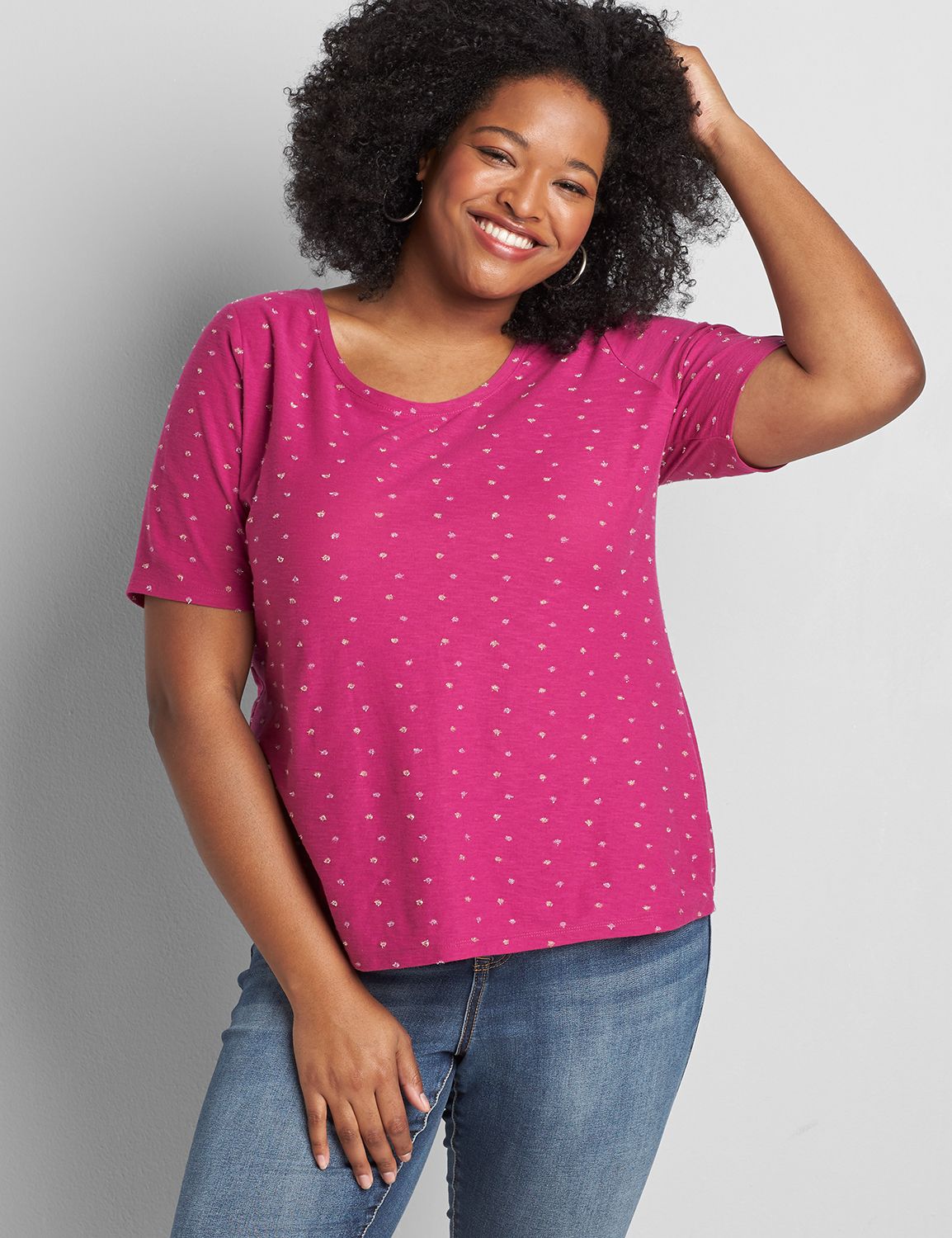 Perfect Sleeve Scoop-Neck Tee - Clip-Dot Product Image 1