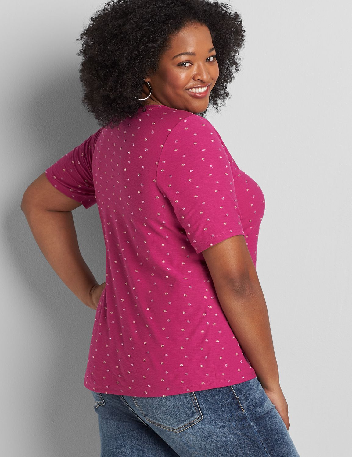 Perfect Sleeve Scoop-Neck Tee - Clip-Dot Product Image 2