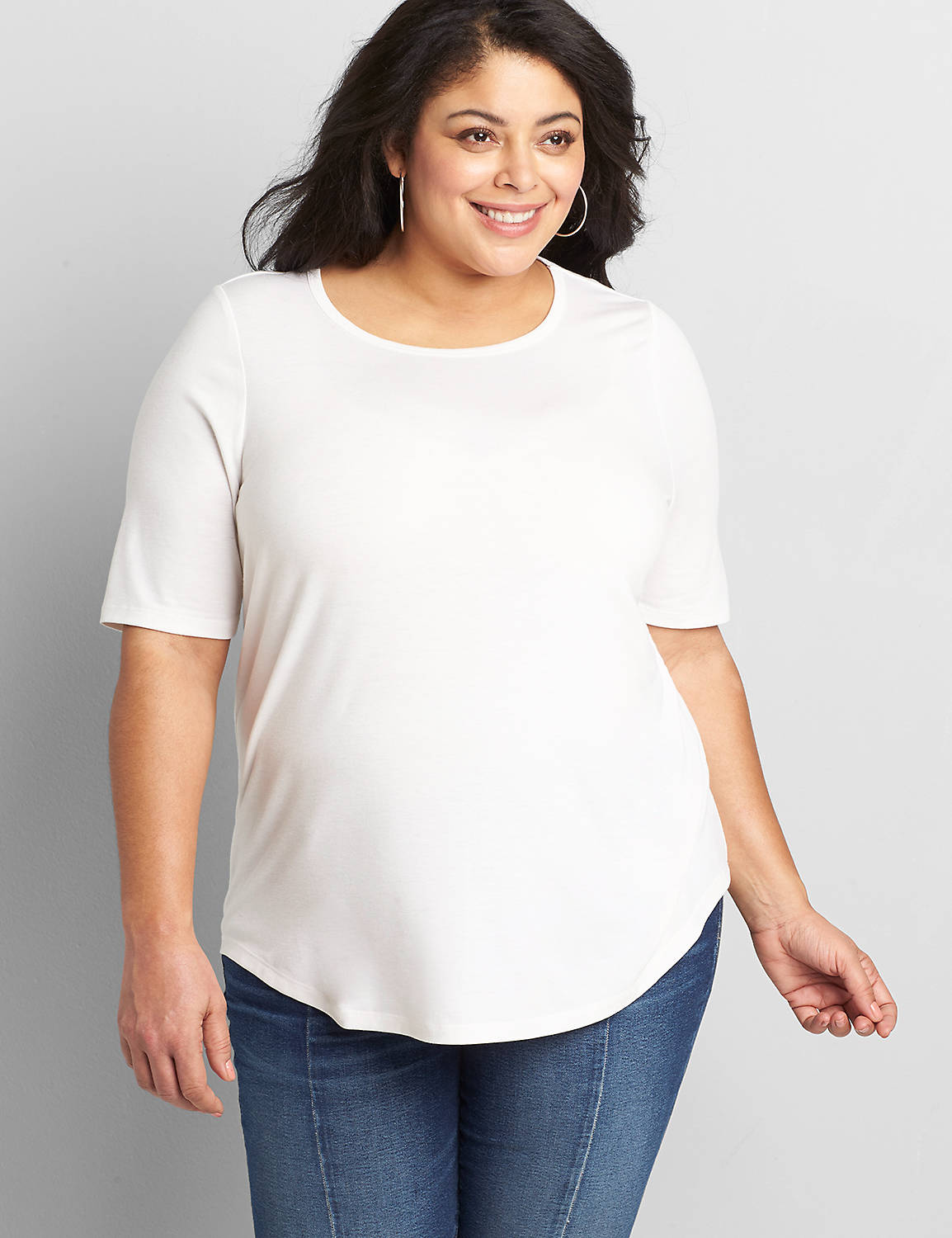 Perfect Sleeve Open Crew Neck Curved Hem Tee 1118446:Ascena White:10/12 Product Image 1