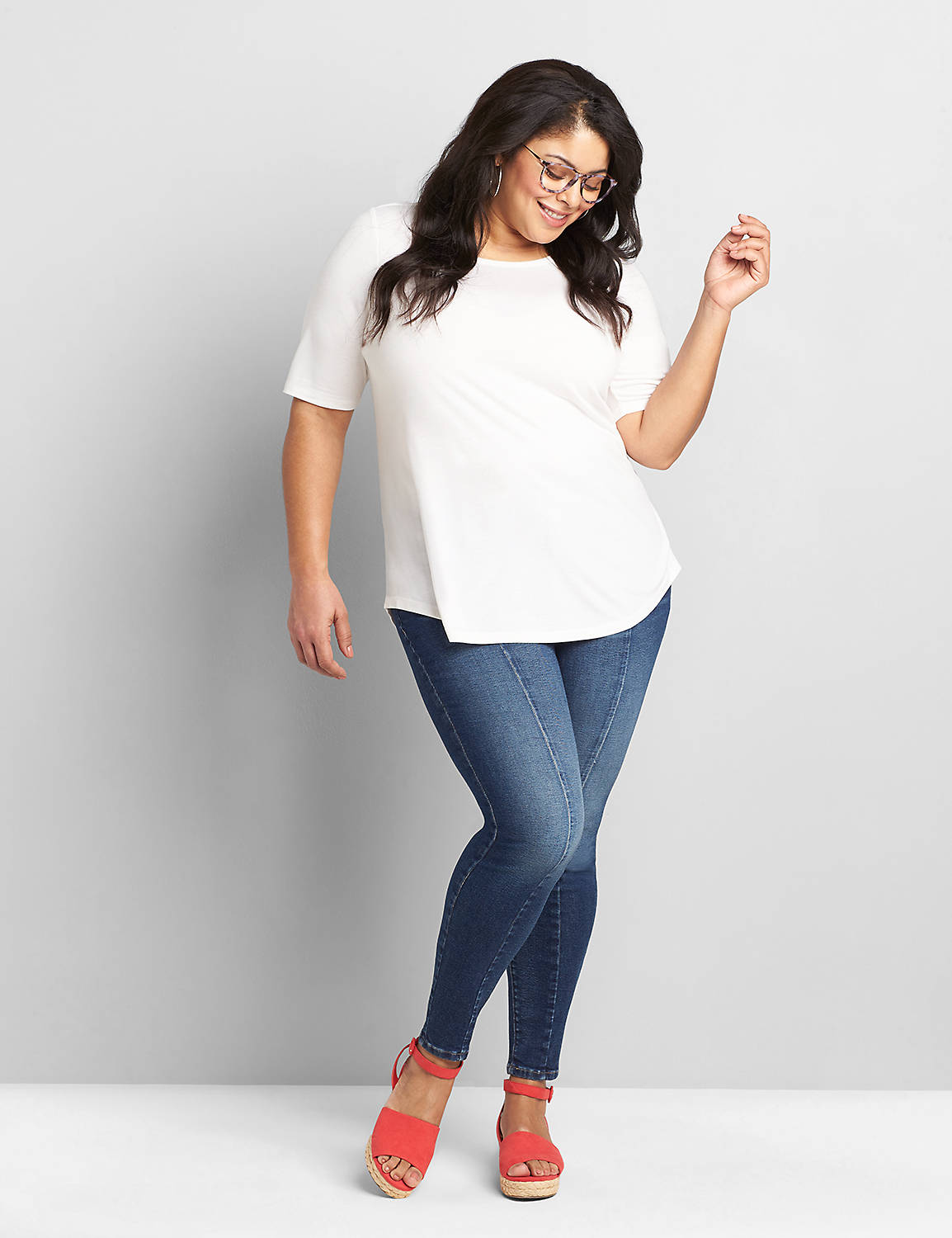 Perfect Sleeve Open Crew Neck Curved Hem Tee 1118446:Ascena White:10/12 Product Image 3