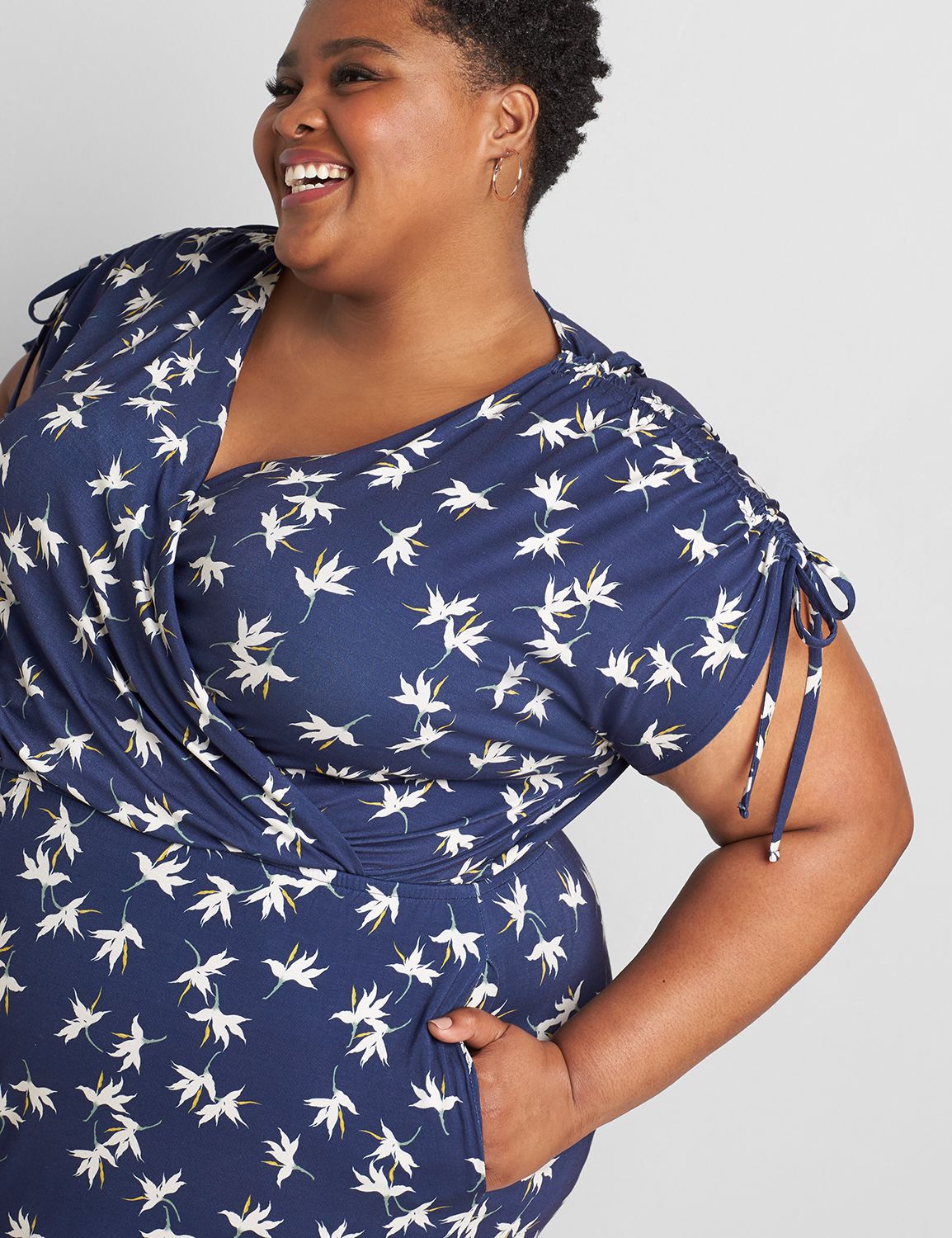 Cap Sleeve Ruched Shoulder Romper 1119181:LBSP21235B_DitsyCatalinaFloral_C2:10/12 Product Image 3