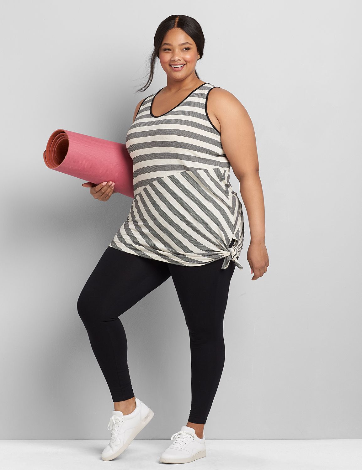 LIVI Tie-Hem Tank Product Image 3