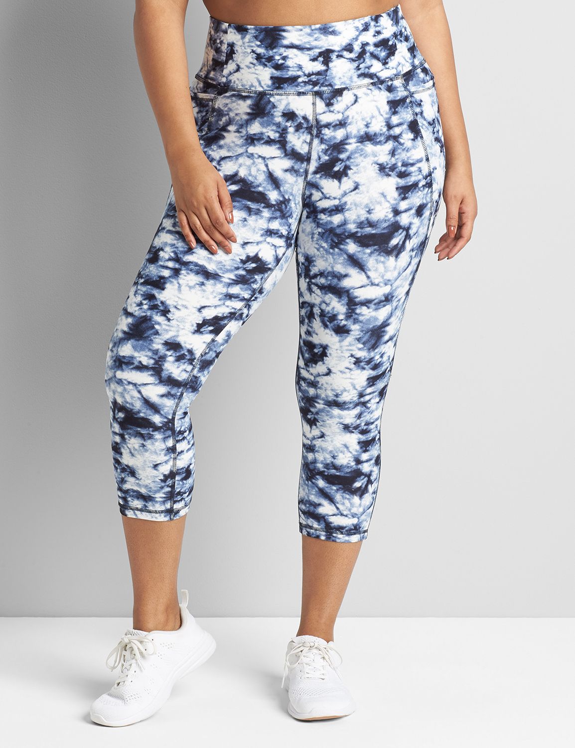 Power Capri Wicking Legging S 11212 Product Image 1