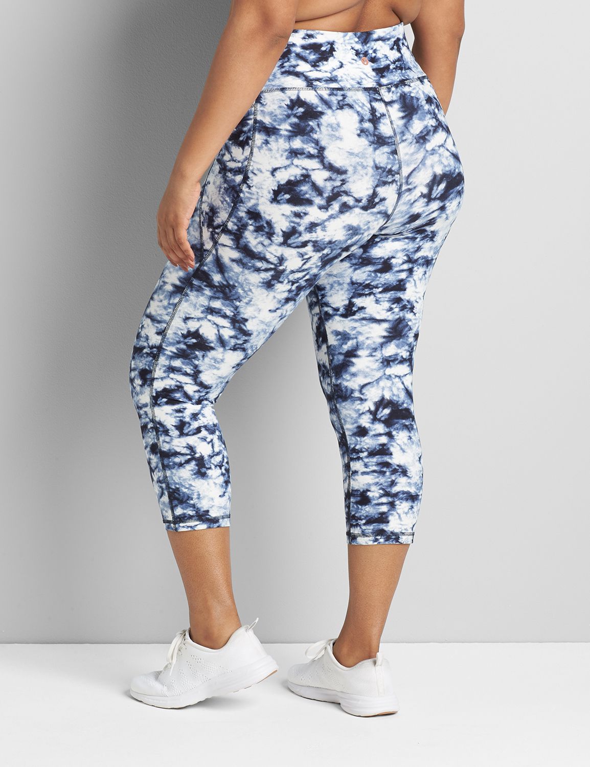 Power Capri Wicking Legging S 11212 Product Image 2