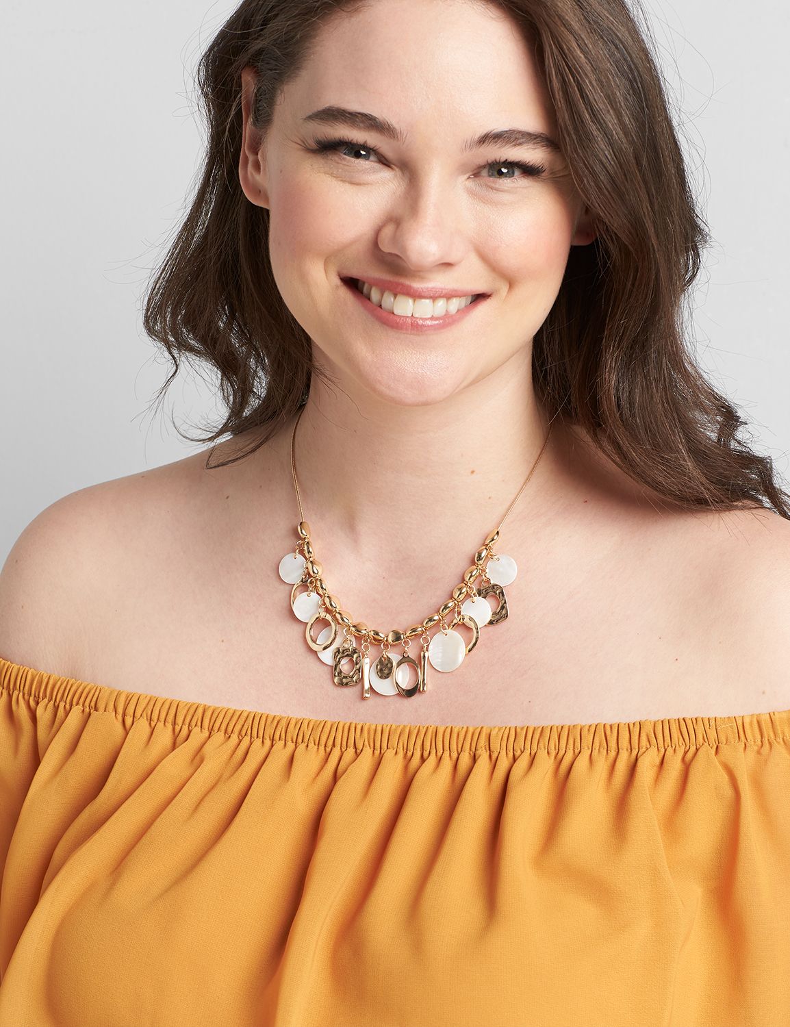 Shell & Hammered Charm Necklace