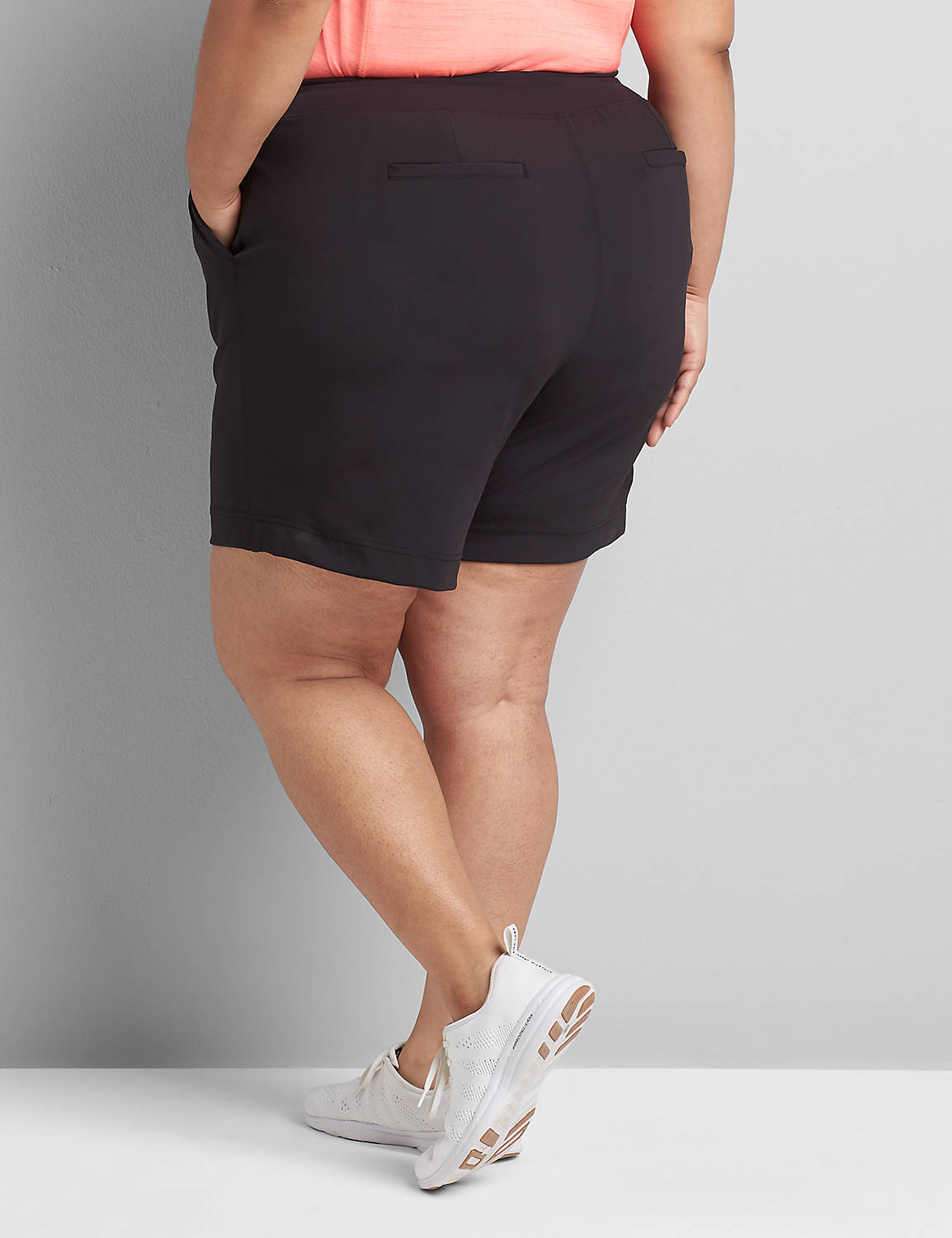 Pull On Stretch Short S 1120817:Ascena Black:18/20 Product Image 2