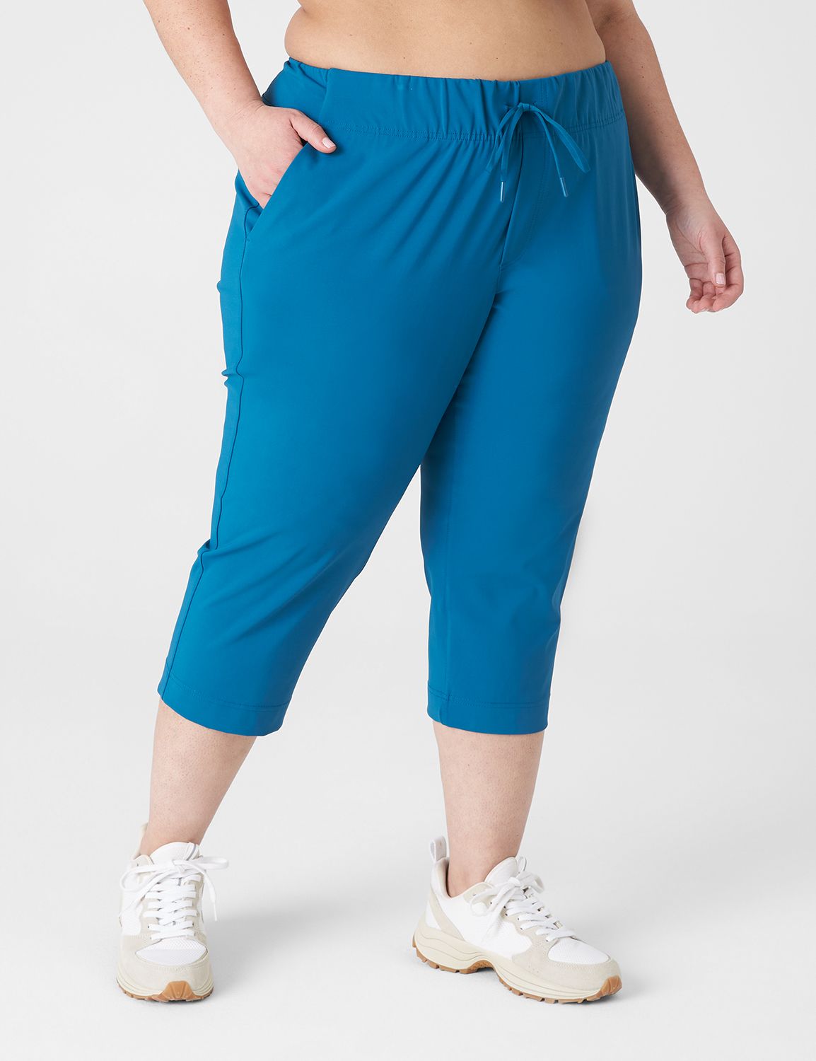 Nike Women's Green White Stripe Cropped Capri Track Pants Size L (B-31)