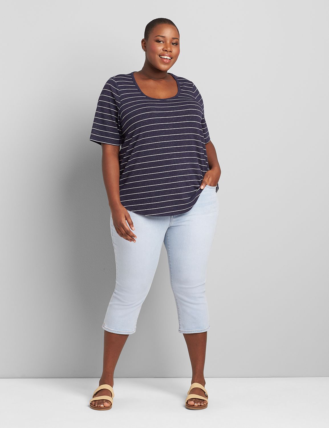 Perfect Sleeve U Neck Curved Hem Te Product Image 3