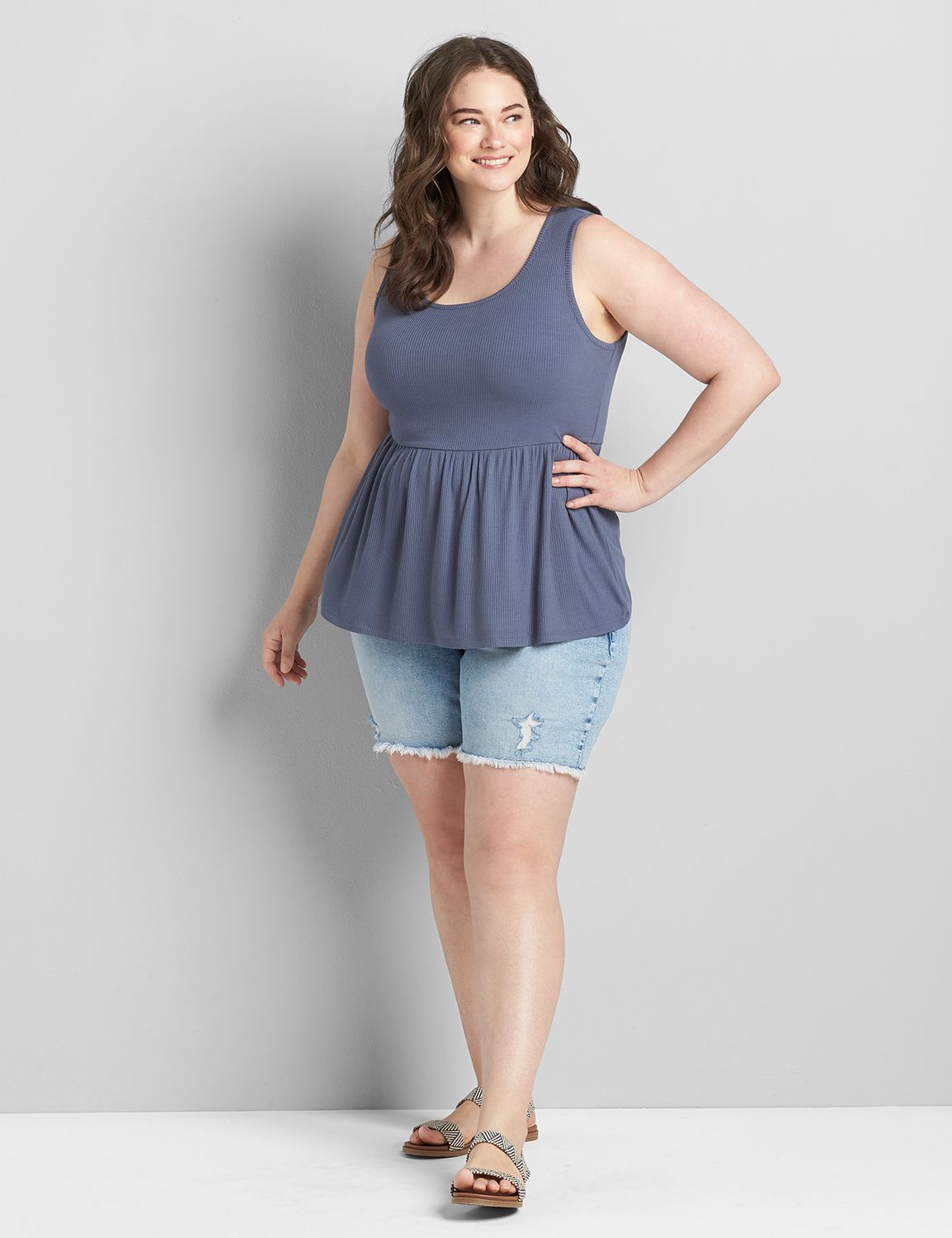 Ribbed Scoop-Neck Babydoll Swing Tank Product Image 3
