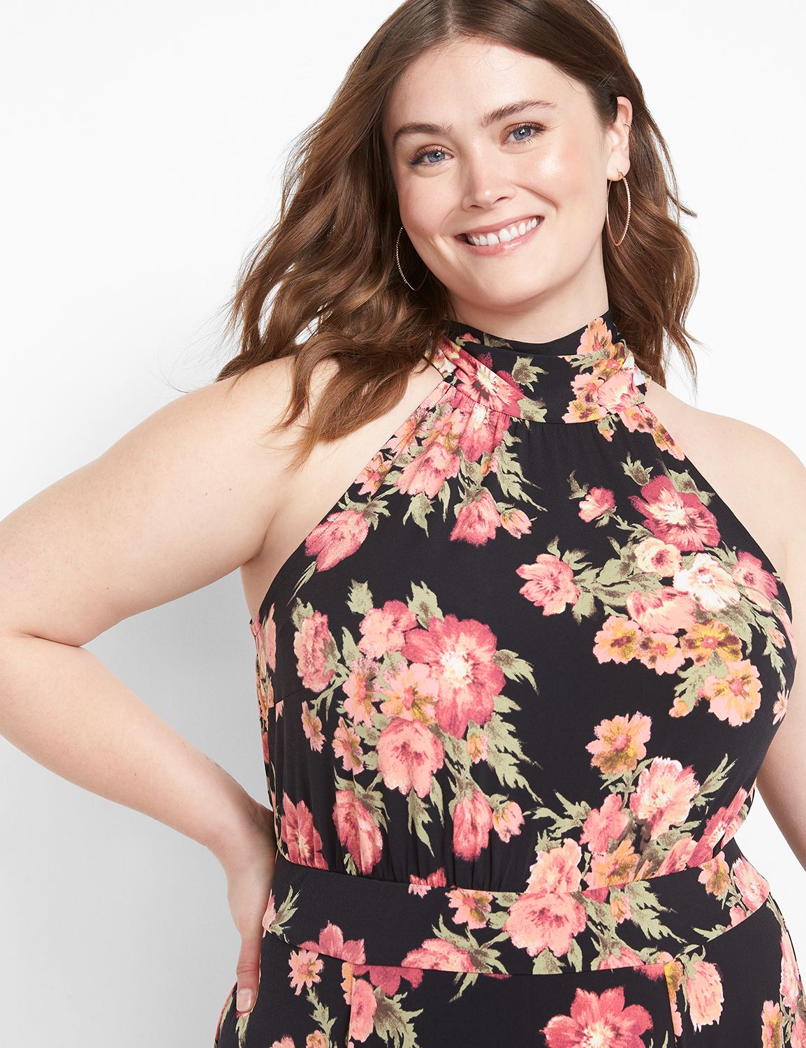 Elsie Halter Sleeveless V-Neck Wrinkles Maxi Dress