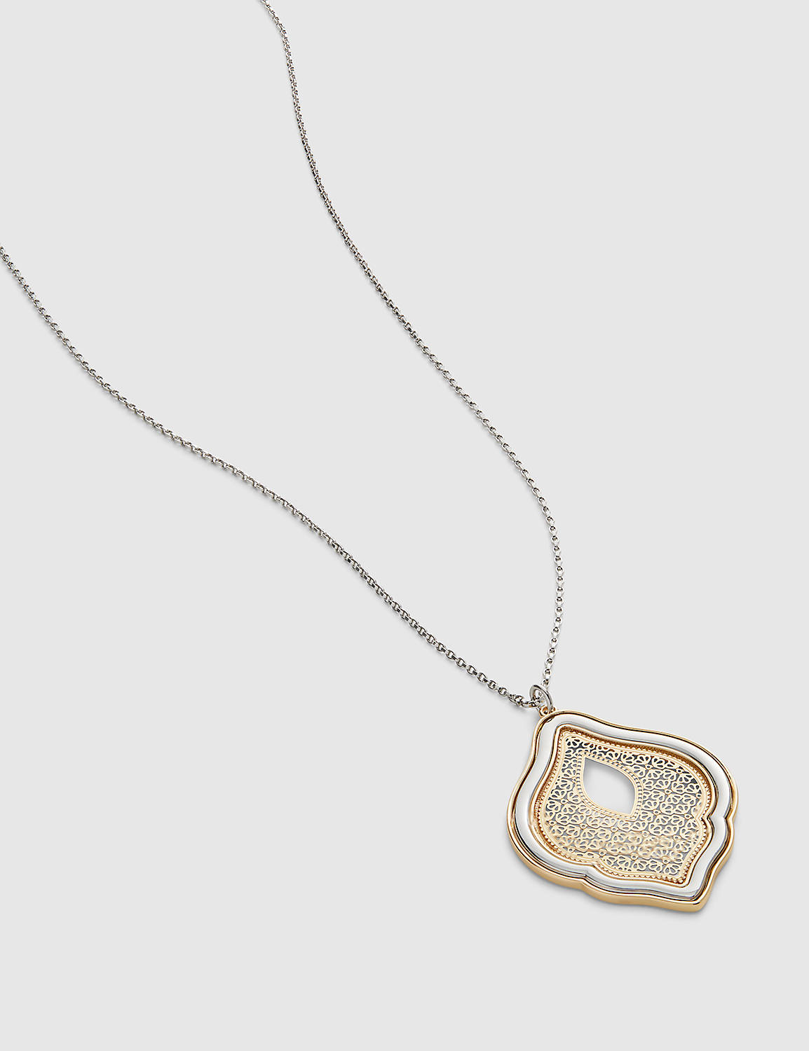 Endless Summer Filigree Pendant Single Strand Necklace:Gold Tone:ONESZ Product Image 1