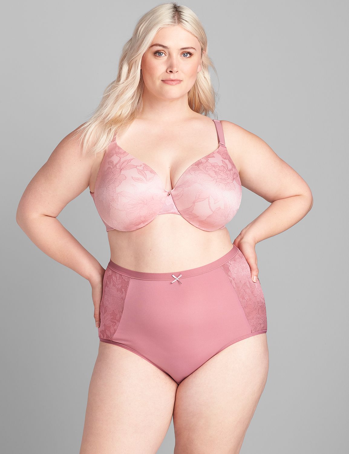 No-Show High-Waist Brief Panty With Lace Product Image 1