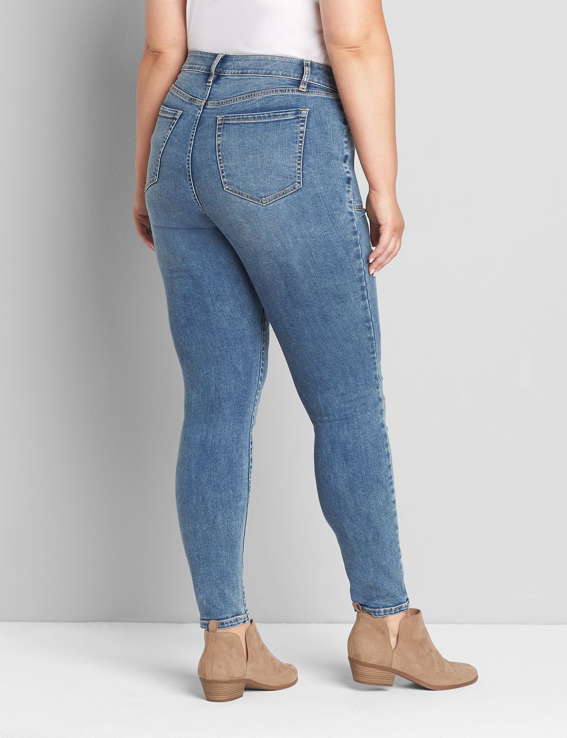 Signature Fit Skinny Jean- Medium Wash Product Image 2