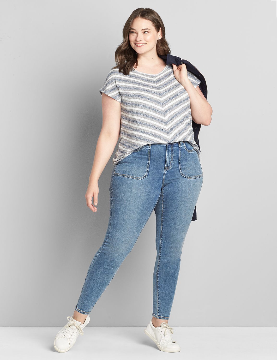 Curvy Fit High-Rise Skinny Jean- Medium Wash Product Image 3