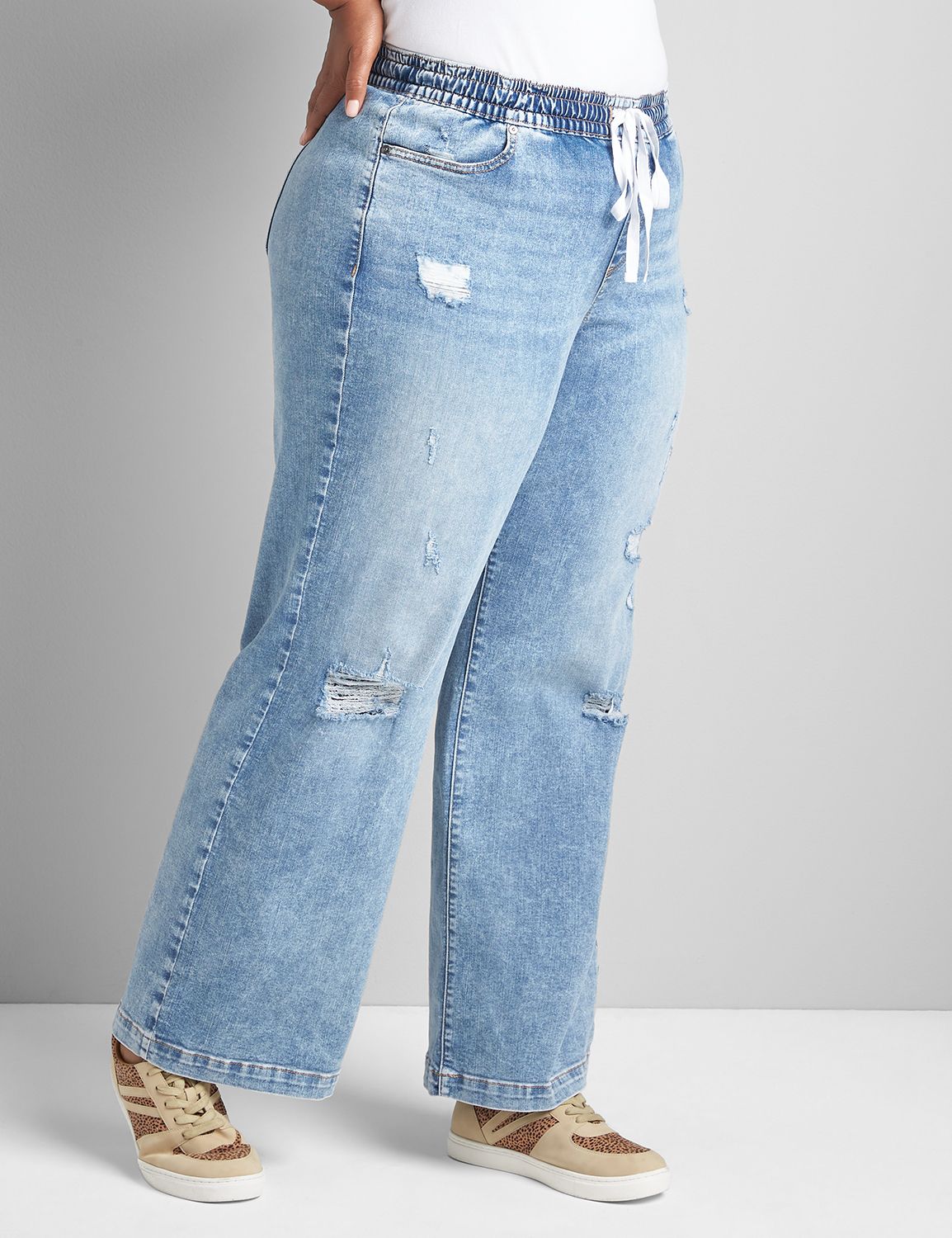 Wide Leg Pull-On Jeans