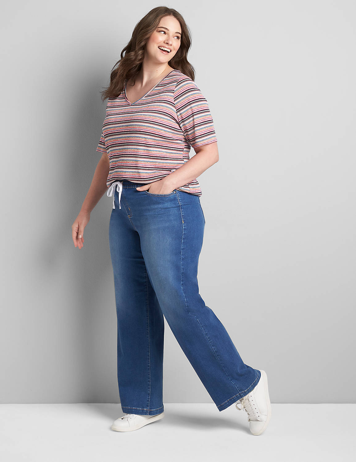 Pull-On Wide Leg Jean Product Image 3