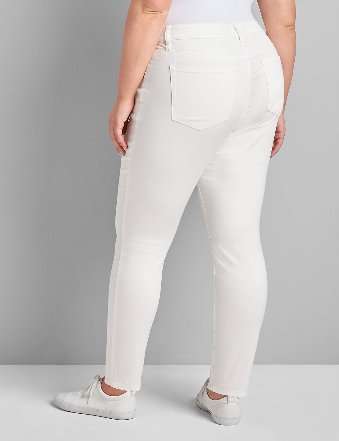 Signature Fit Skinny Jean- White Product Image 2