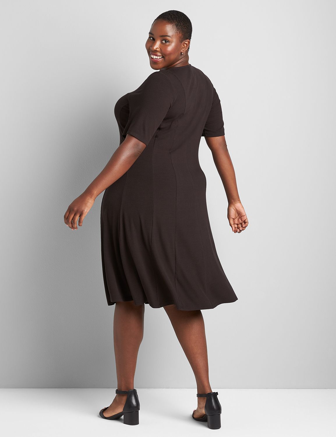 Perfect Sleeve Sweetheart Neck Fit and Flare 1121797:Ascena Black:22/24 Product Image 2
