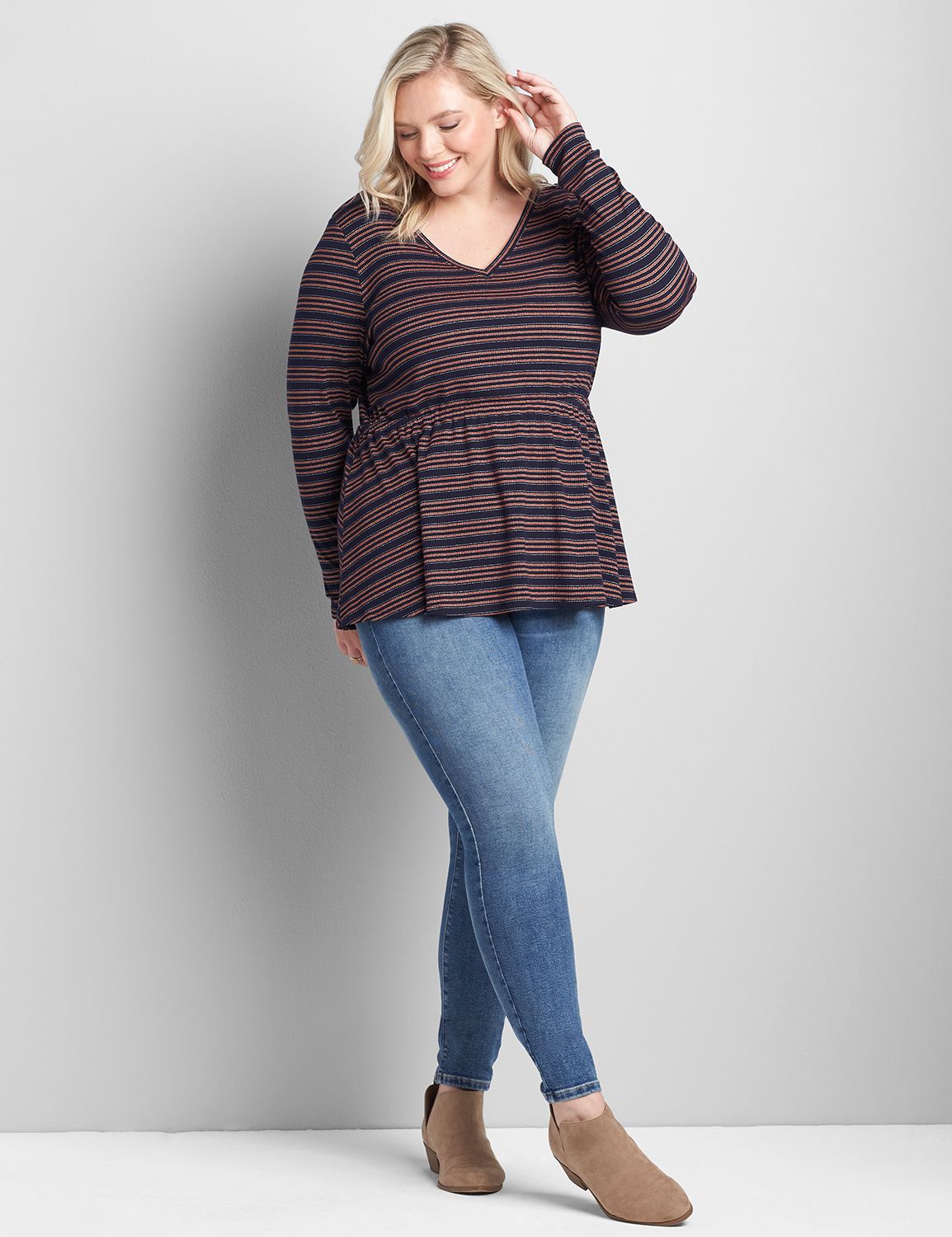 Three Quarter Sleeve Vneck With Ela Product Image 3