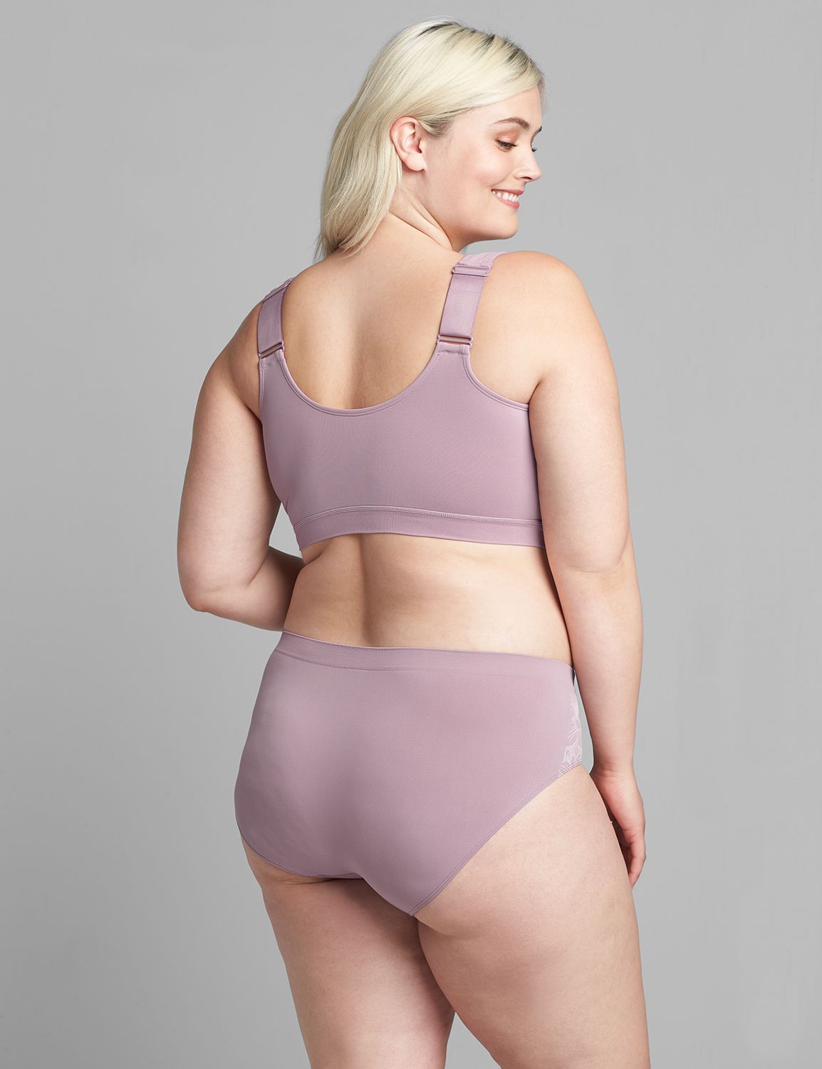 Seamless Scoop Back Wrap Bralette 1120666-F:PANTONE Elderberry:14