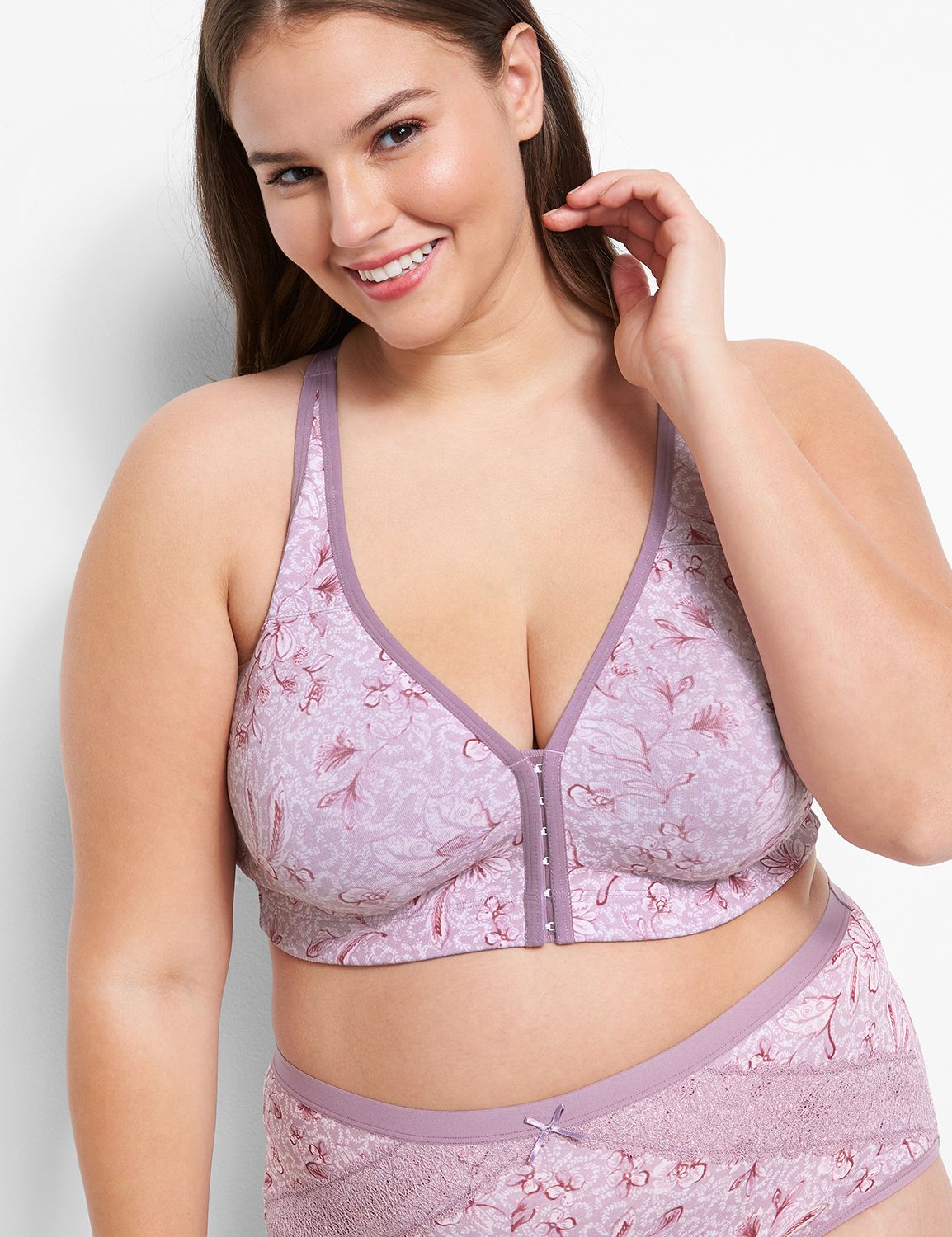 Cotton Unlined No Wire Front-Close 1120806:London Floral_Elderberry_CF21212:36DD Product Image 4