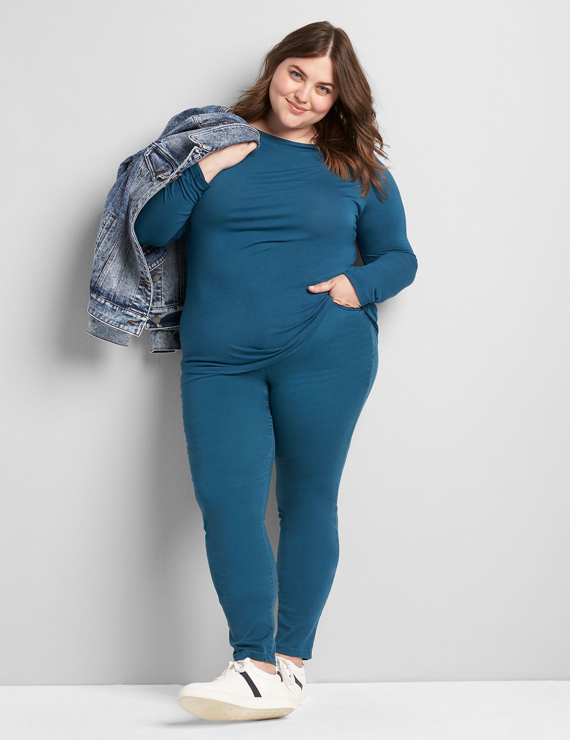 Boatneck Curved-Hem Tee Product Image 3