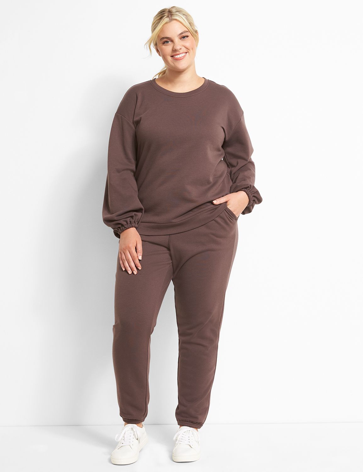 LIVI Crew-Neck Sweatshirt Product Image 3