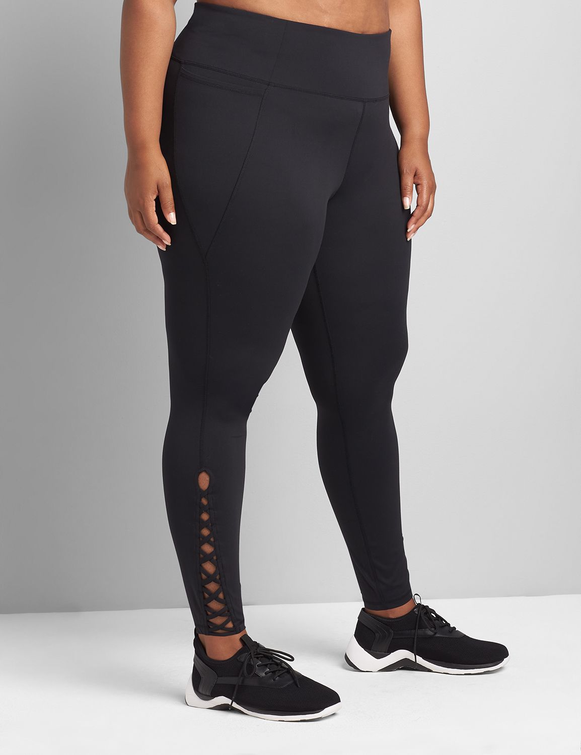 LIVI High Rise Livi Soft 7/8 Legging Criss Cross Hem F 1122252:Ascena Black:26/28 Product Image 1