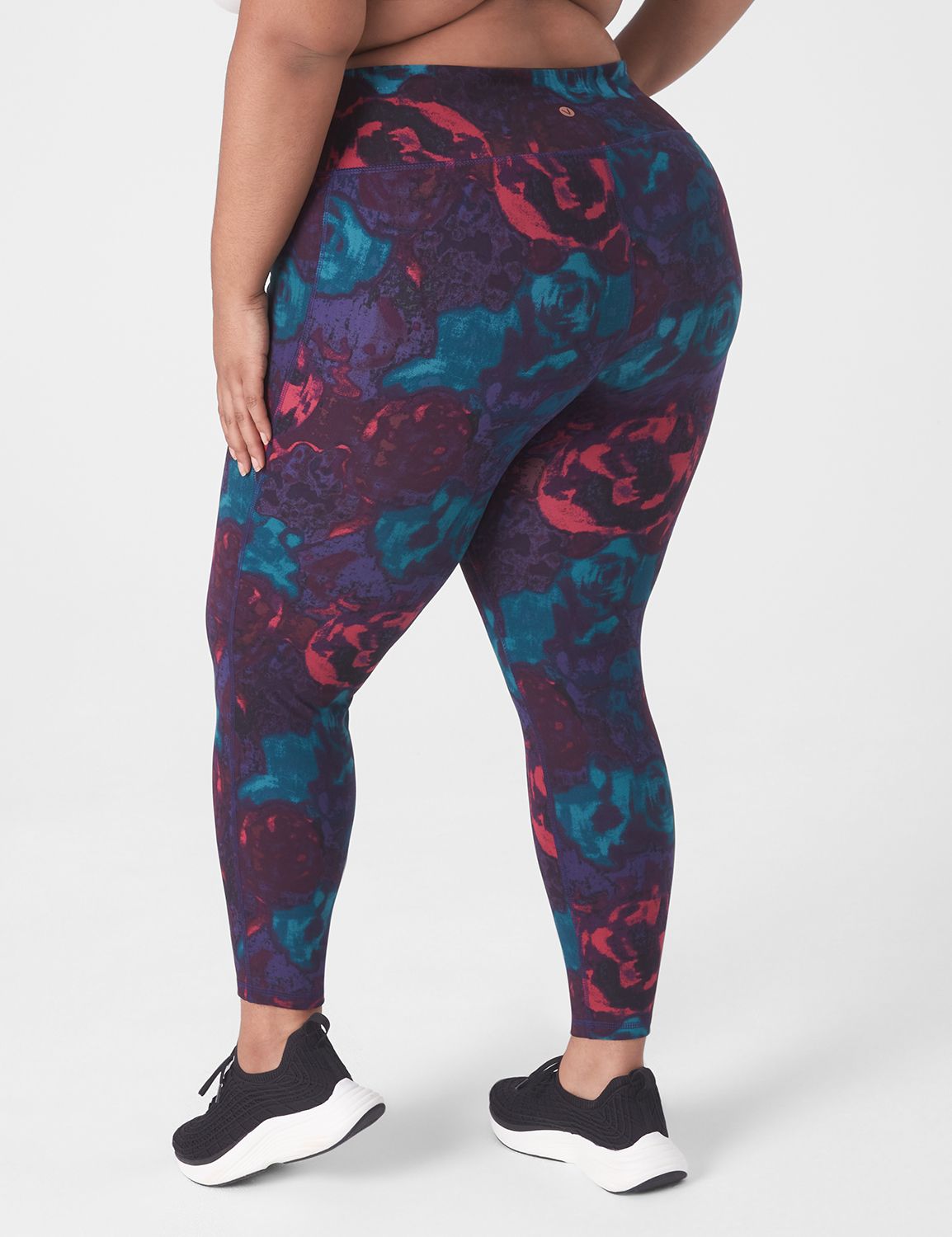 LIVI active leggings 22/24  Active leggings, Plus size leggings, Leggings