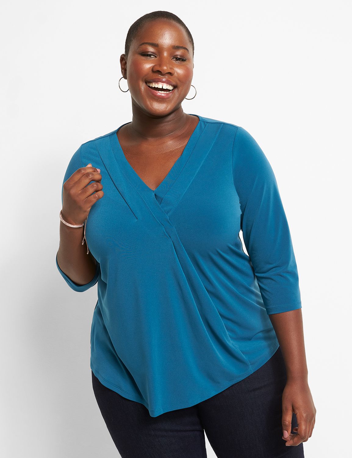 Three Quarter Sleeve V-Neck Pleat Front Top 1124111:PANTONE Legion Blue:22/24 Product Image 1