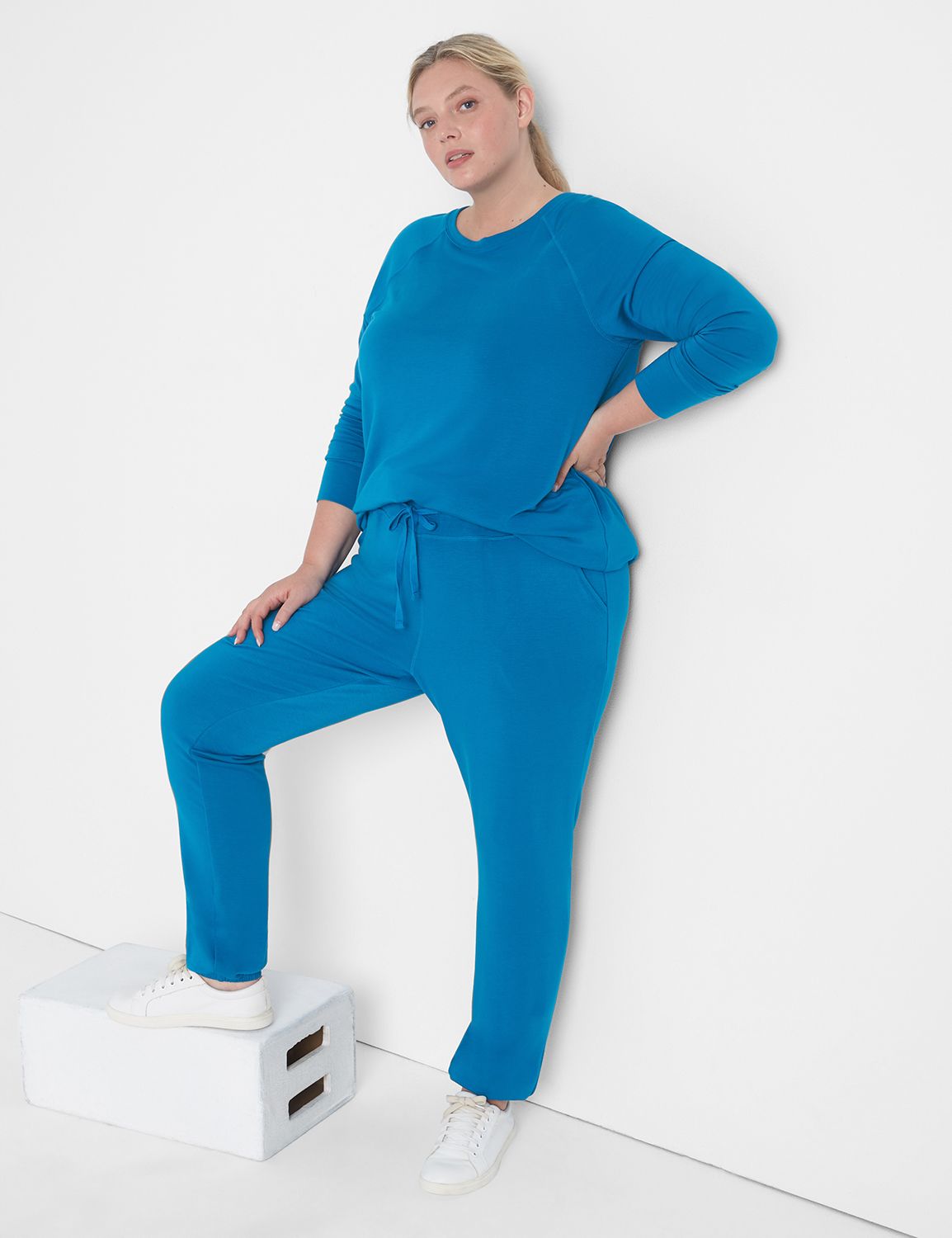 LONG SLEEVE CREW NECKLINE COZY SOFT Product Image 1