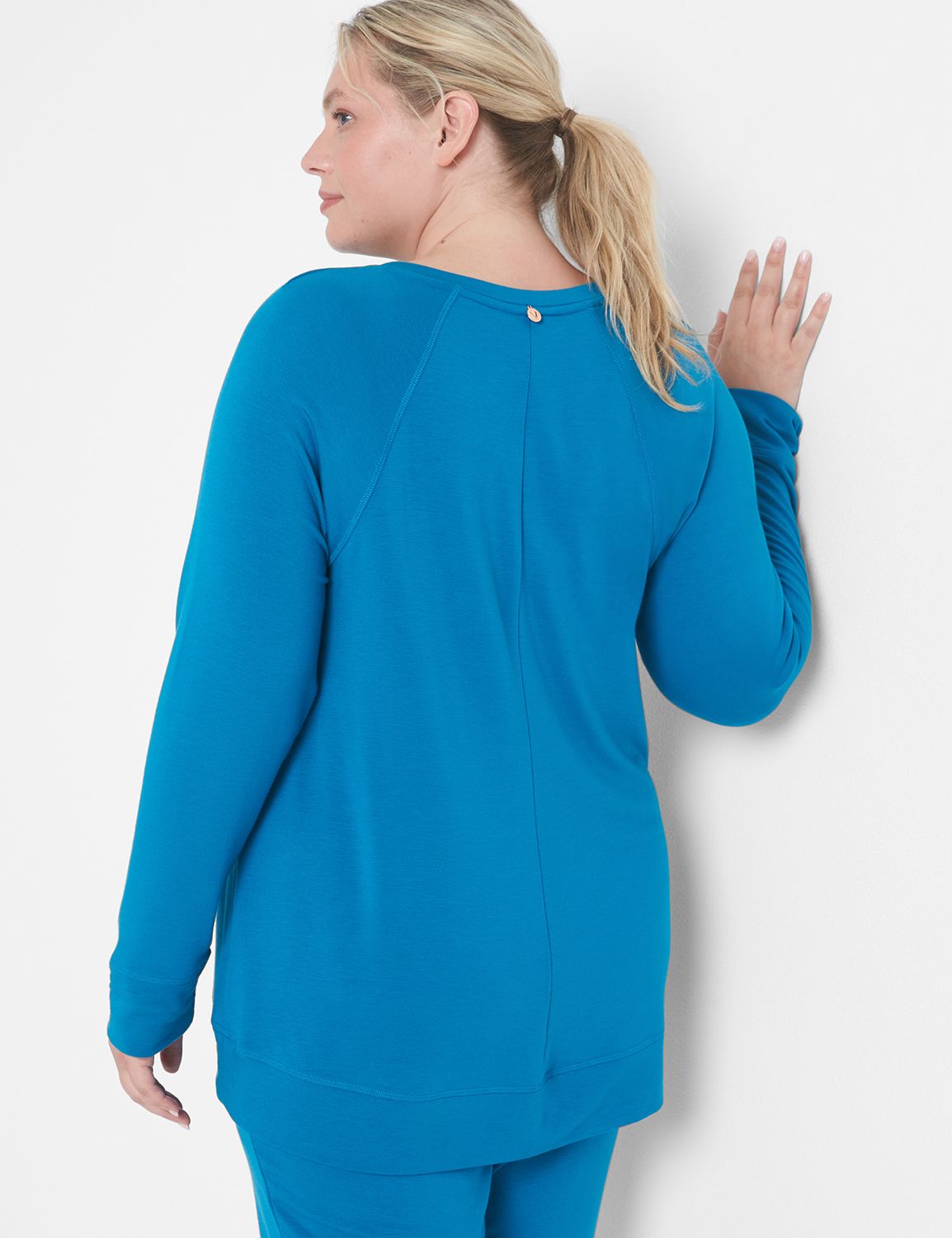 LONG SLEEVE CREW NECKLINE COZY SOFT Product Image 2