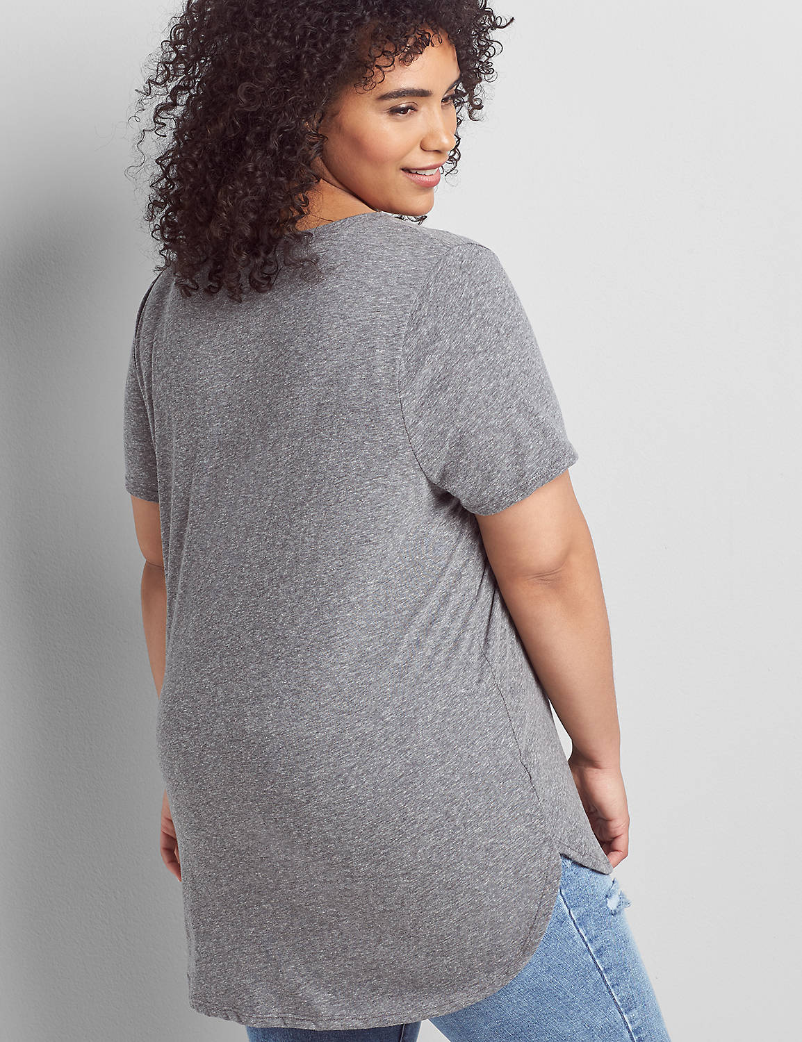 SS Crew-Neck Curved Hem HiLo Graphic: Every Size Is Beautiful 1123290:BTC30 Medium Heather Gray:14/16 Product Image 2