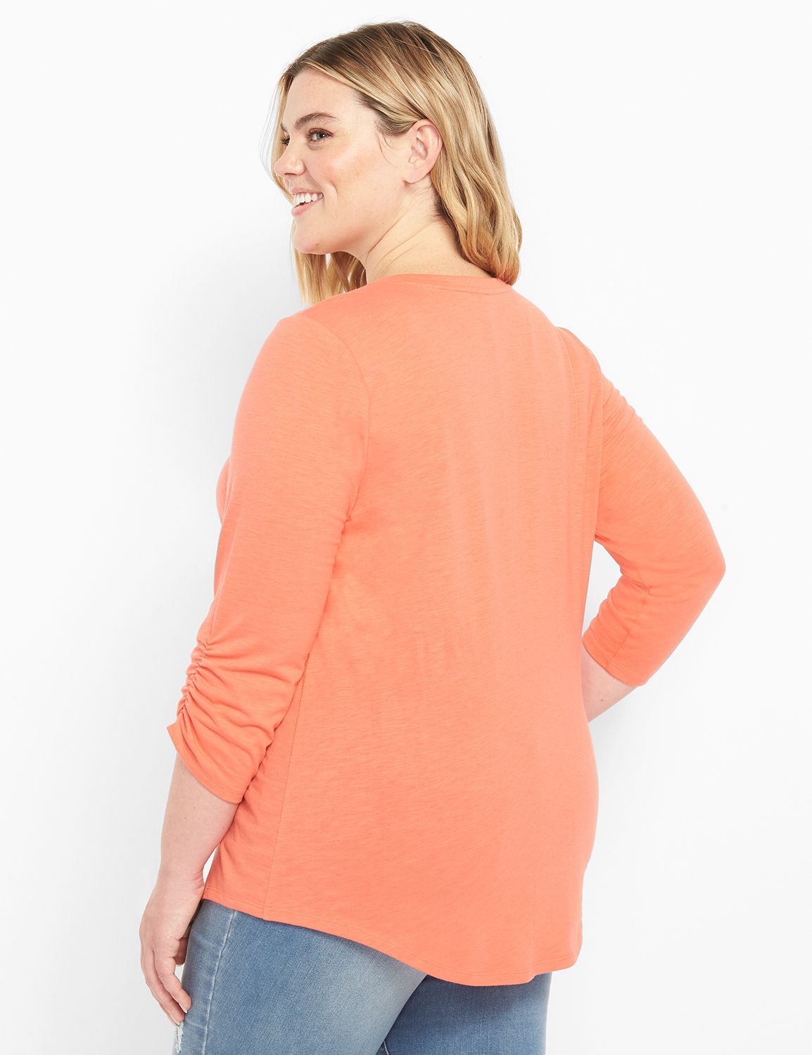 3/4 Ruched Sleeve Crew Neck Curved Product Image 2