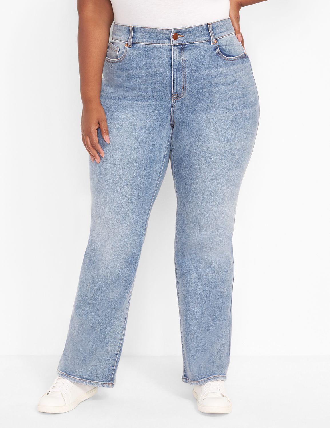 CURVY HIGH RISE BOOT - JAN WASH 1 LBO SLUB 1125524:Light Denim:12 Product Image 1
