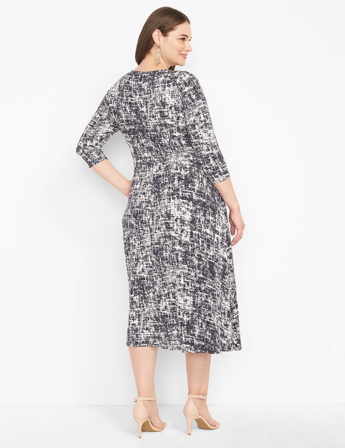 3/4 Sleeve V Neck Twist Front Fit And Flare 1124222:LBH21181_ClaraTexture_CW6:30/32 Product Image 2