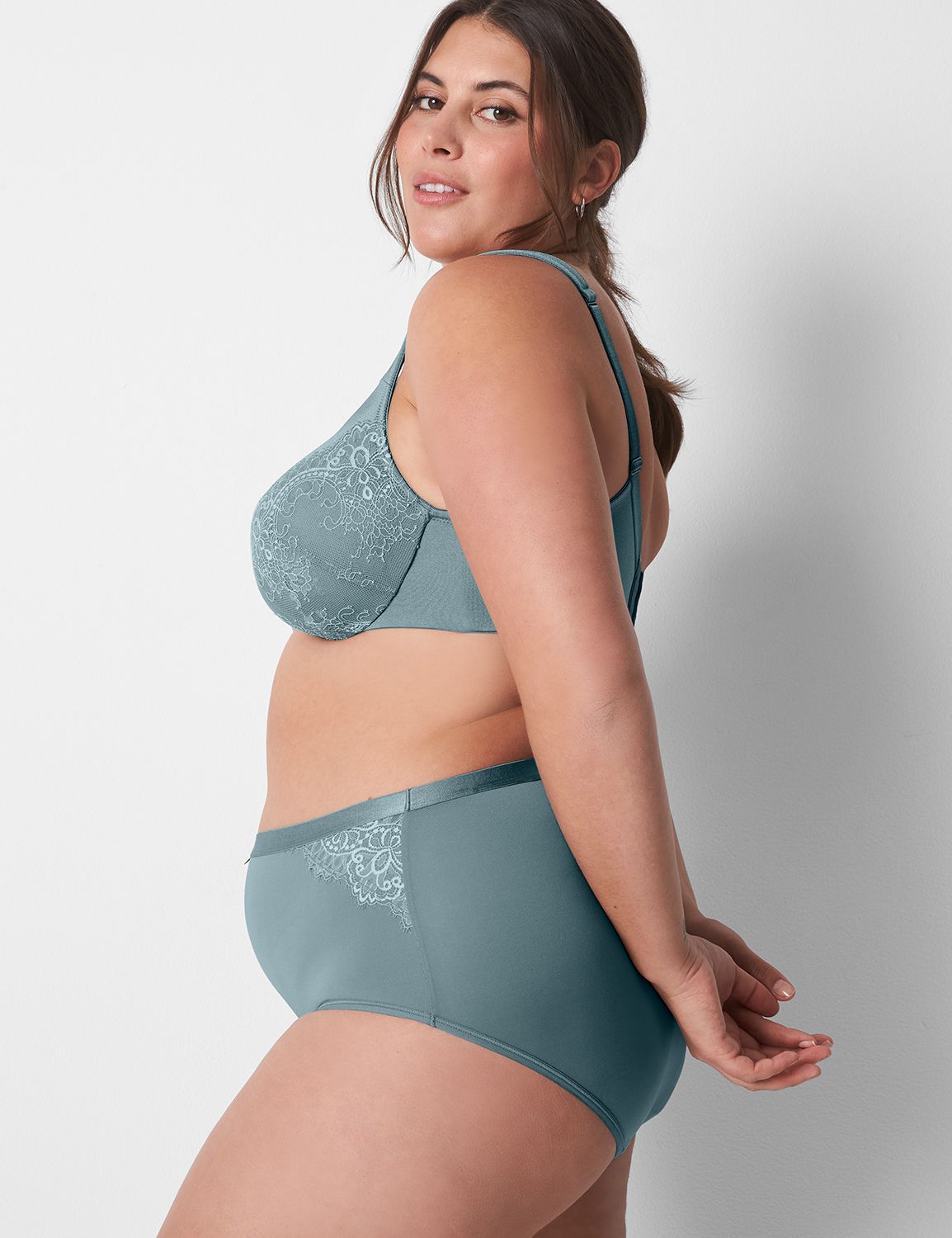 Lane Bryant - 6 summer essentials, including our Backsmoother Bra + No-Show  Panty combo for a smooth silhouette under absolutely anything. (Check our  story for the rest!) Shop