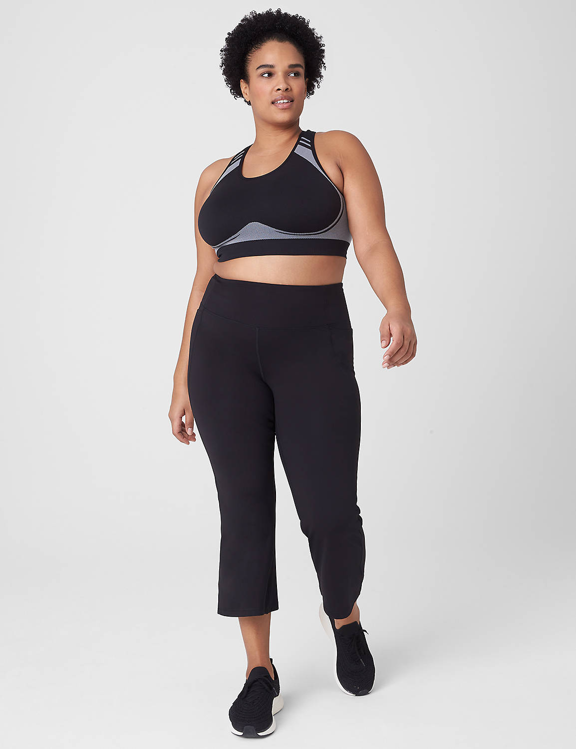 Low Impact OPP Zoned Seamless Contrast Sport Bra 1123273-T-1123517-S:Ascena Black:26/28 Product Image 3