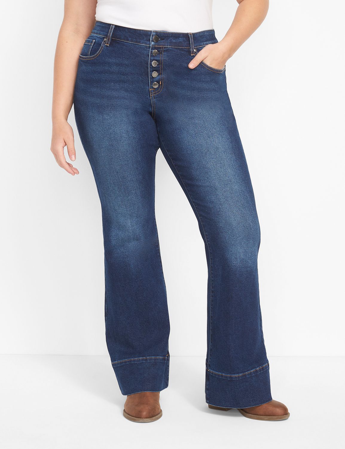 Signature Fit Mid-Rise Flare Jean - Dark Wash