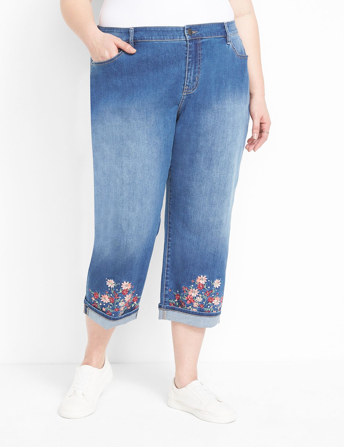 Signature Fit Boyfriend Capri Jean - Dark Wash