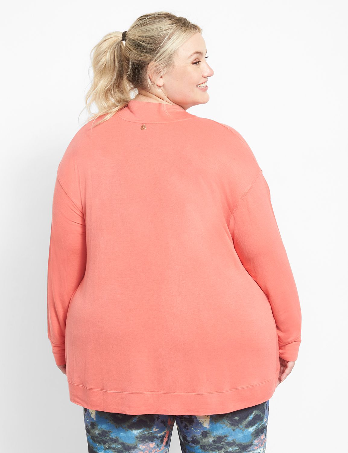 LIVI Twist-Knot Sweatshirt Product Image 2