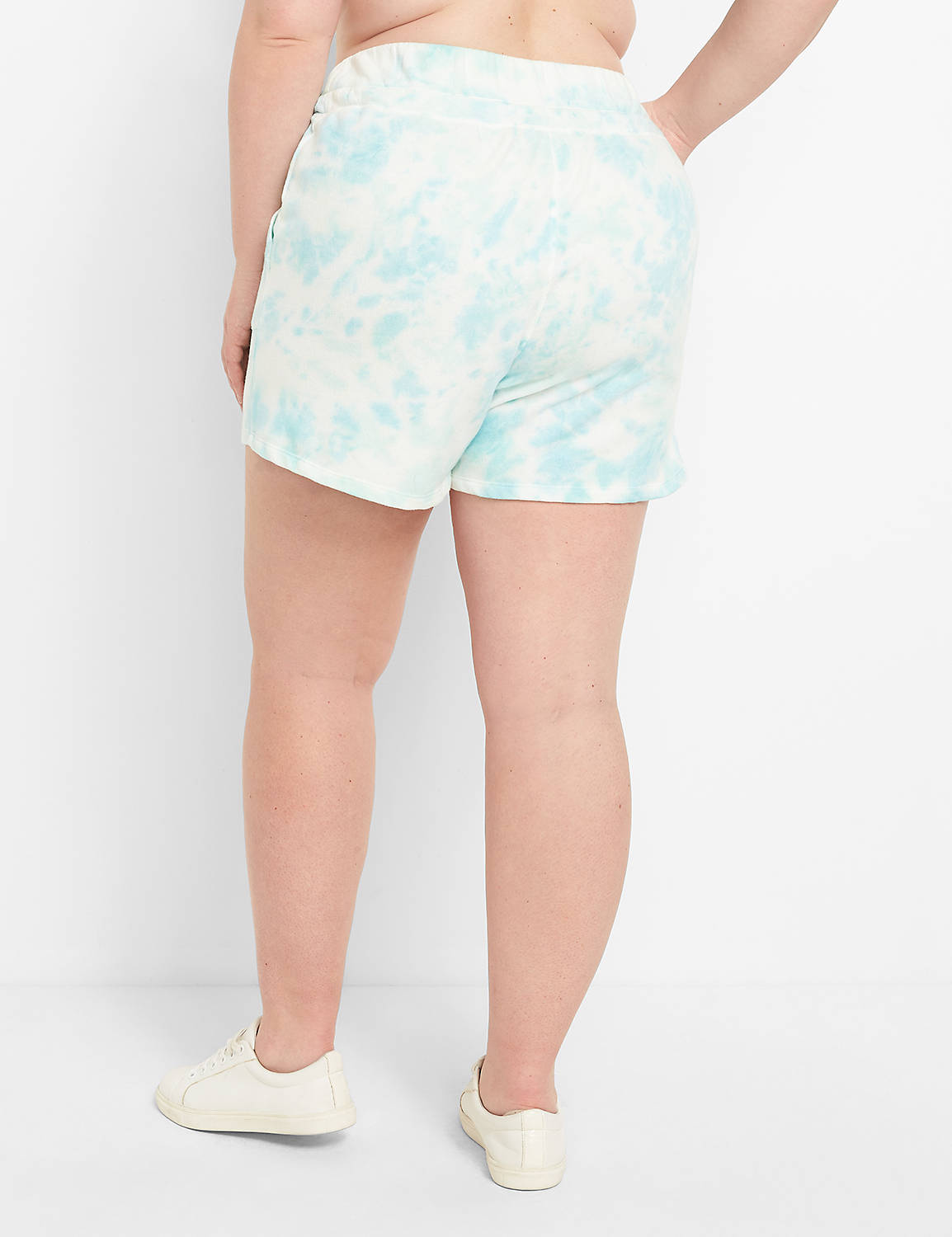 Livi Mid Rise French Terry Short Dy Product Image 2