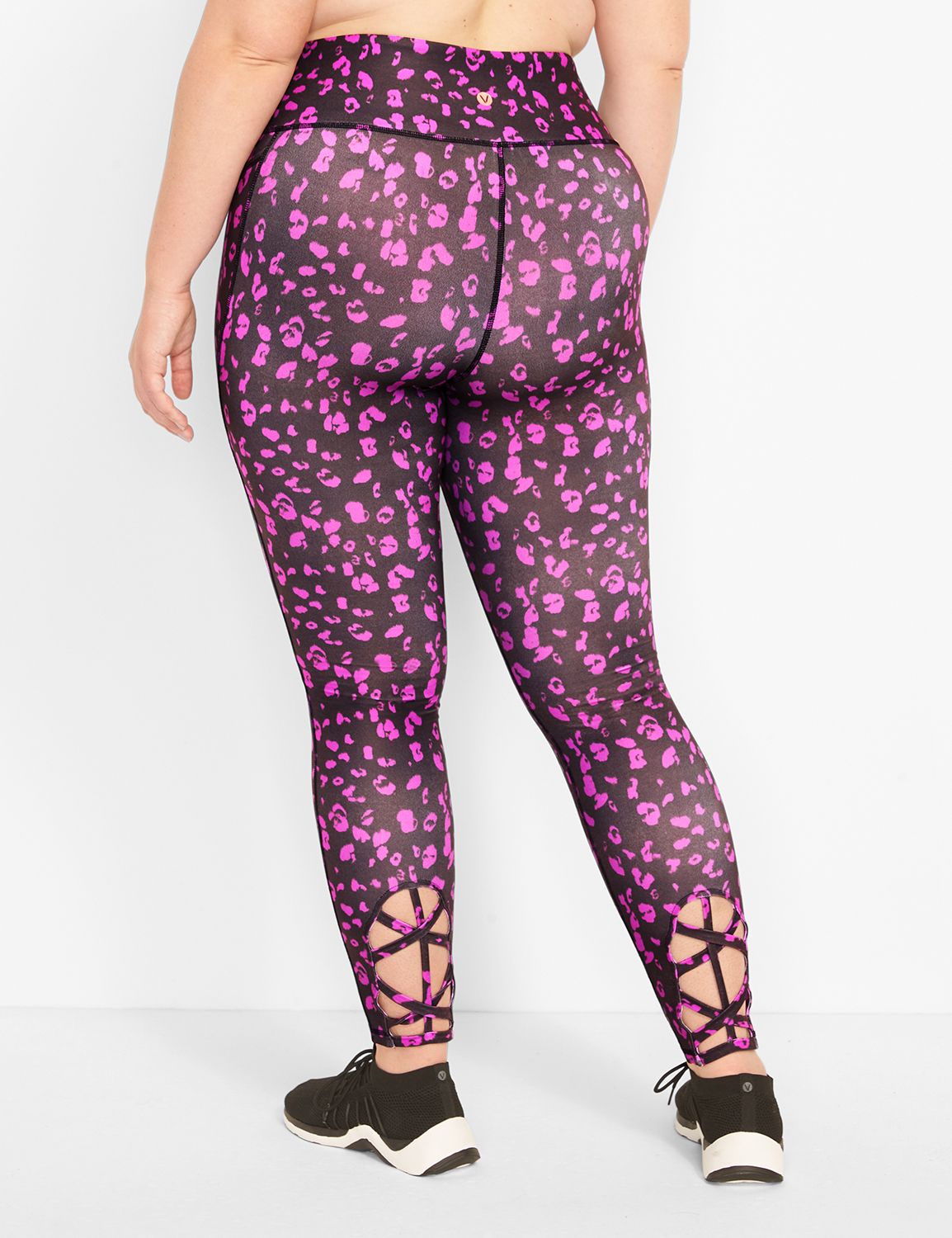 LIVI High Rise Wicking 7/8 Legging Strappy Hem Detail S 1124195:LBH21094_FloralRushSmall_V2_CW2:22/24 Product Image 2