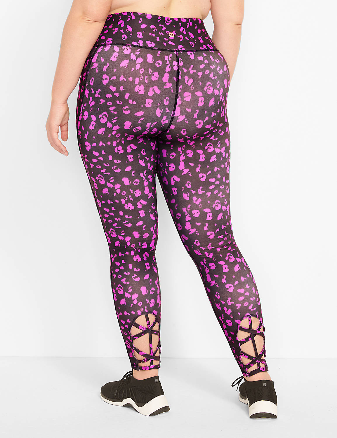 LIVI High Rise Wicking 7/8 Legging Strappy Hem Detail S 1124195:LBH21094_FloralRushSmall_V2_CW2:22/24 Product Image 2