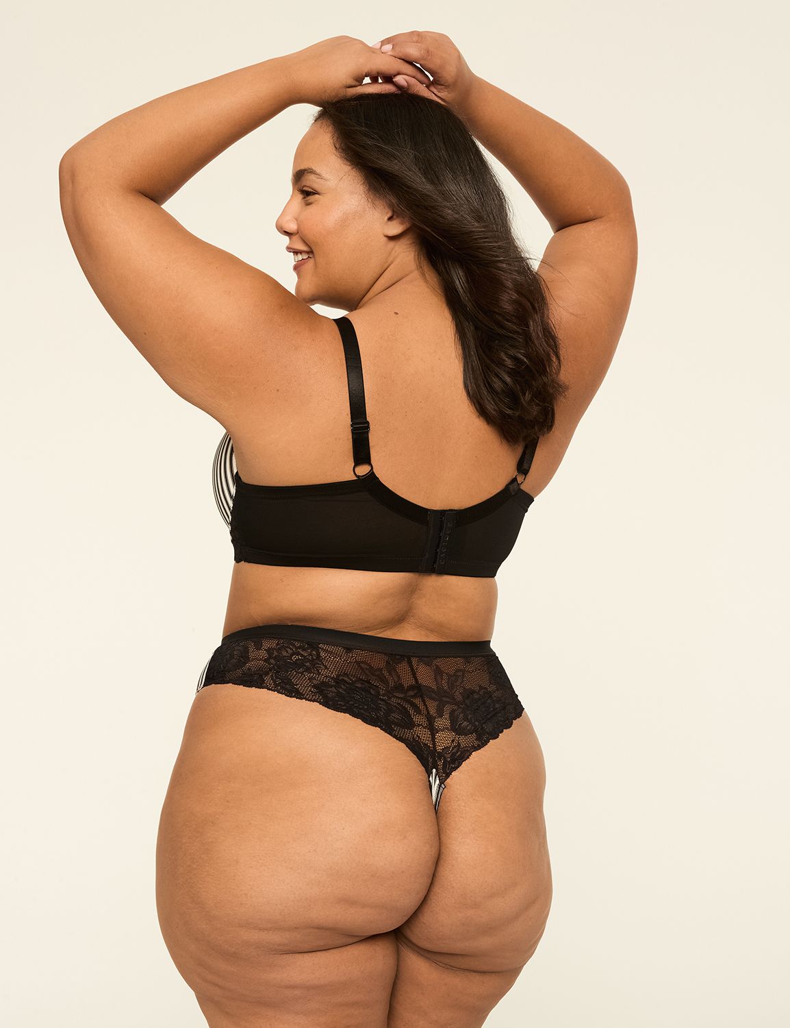 Boost Plunge Bra With Lace