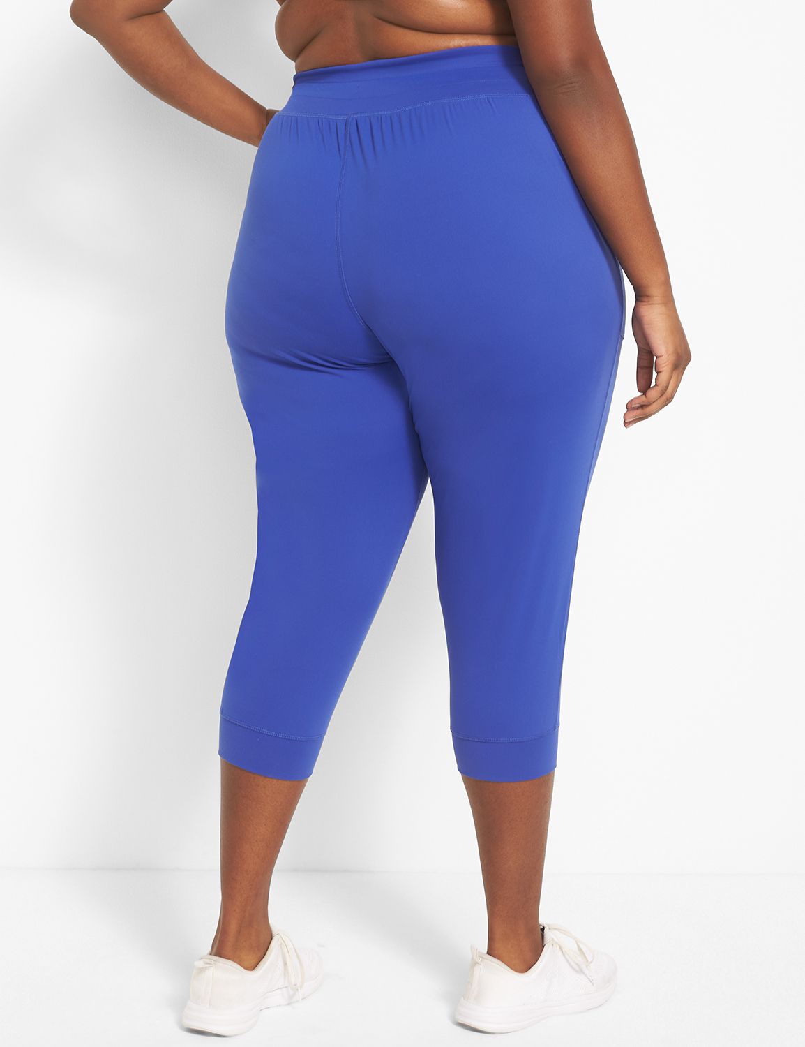 LIVI Soft Capri Jogger