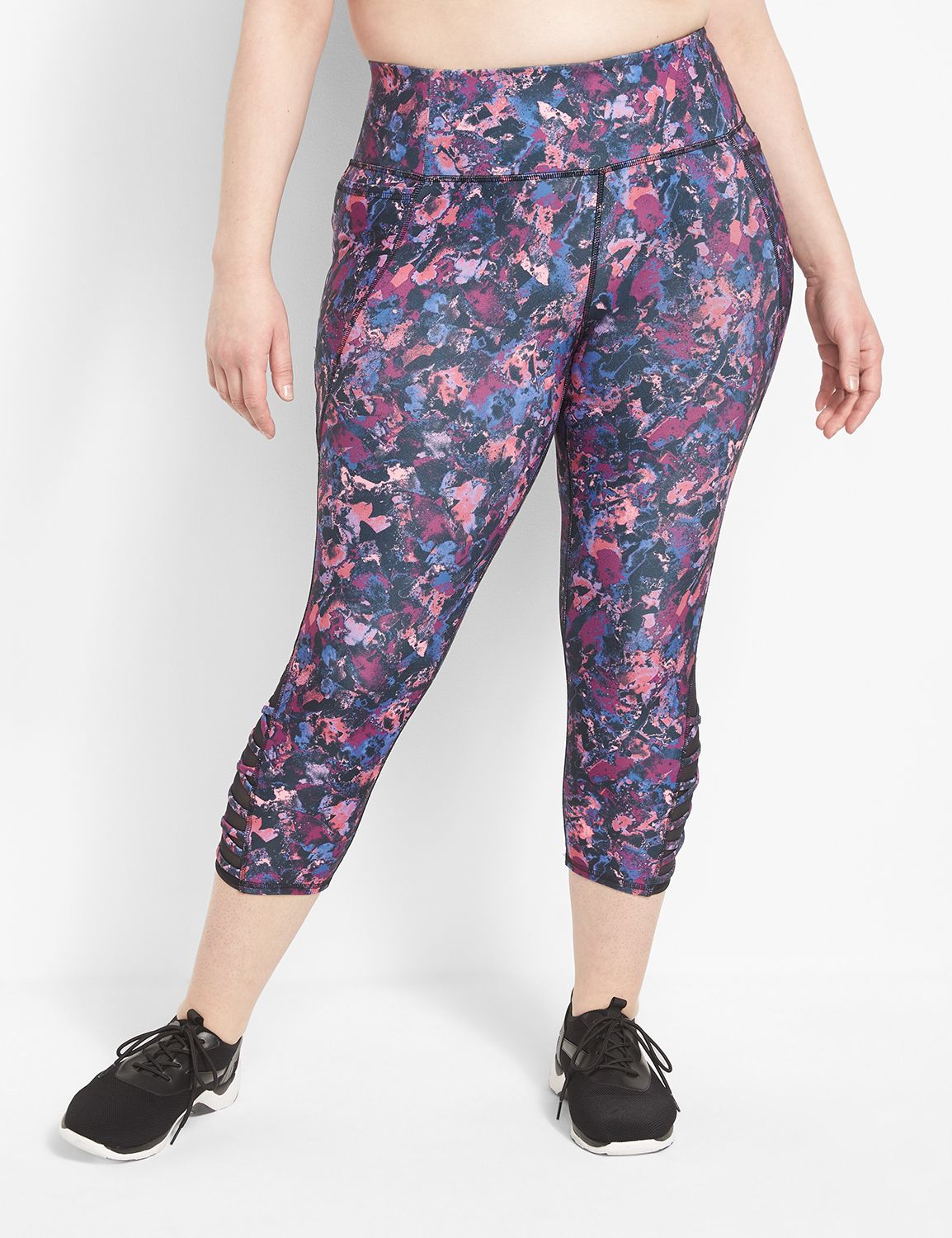 LIVI High-Rise Wicking Capri Legging